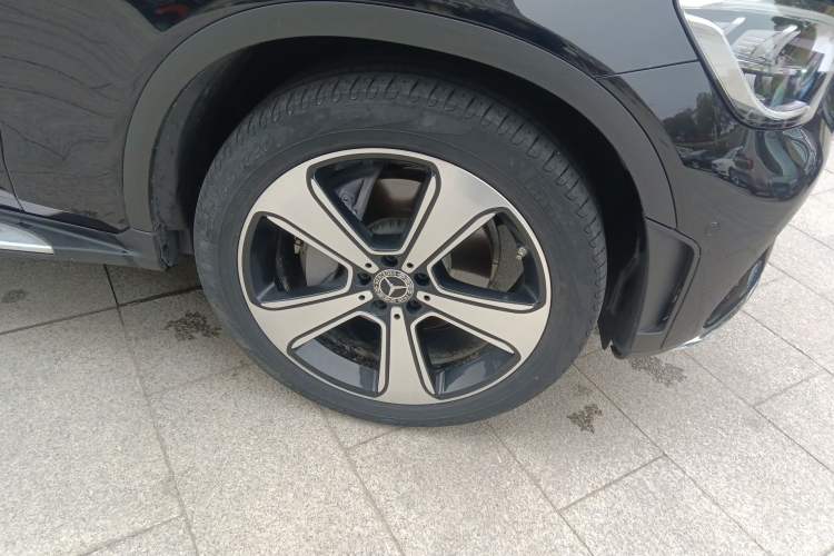 Used Mercedes-Benz GLC 2022 Refreshed GLC 300 L 4MATIC Dynamic Edition Prestige Version Right Front Wheel Hub