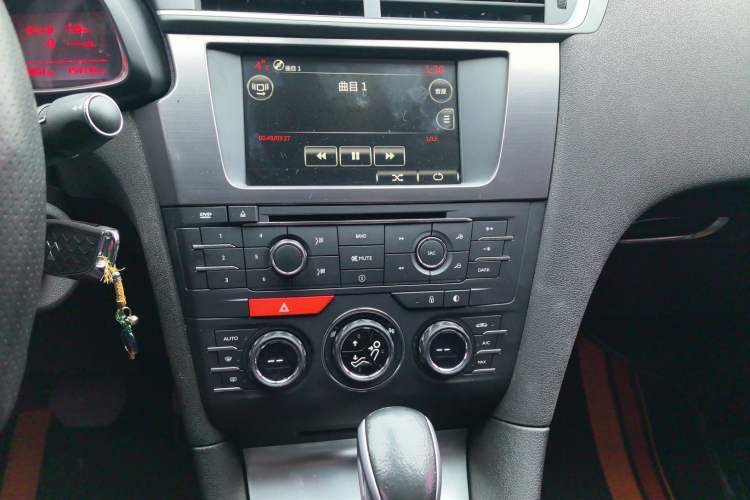 Used DS 5LS 2014 1.6T Elegant Version THP160