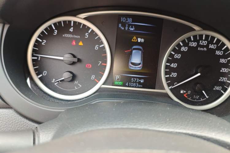 Used Nissan Tiida 2021 1.6L CVT Smart Drive Edition Odometer Close Up