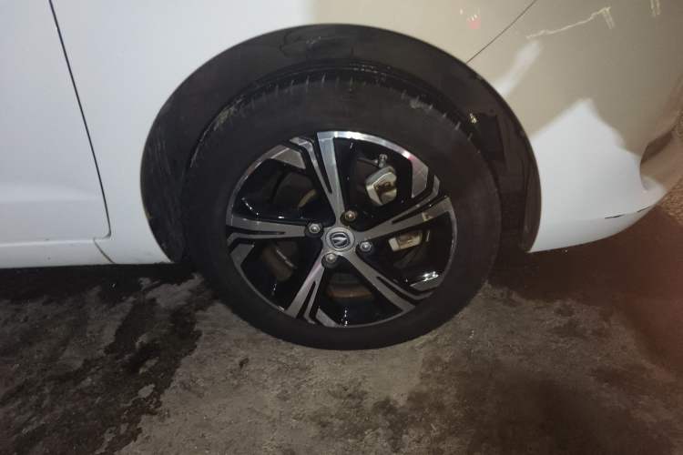 Used CHANGAN OSHAN Benni E-Star 2020 Heartbeat Edition NMC Lithium Right Front Wheel Hub