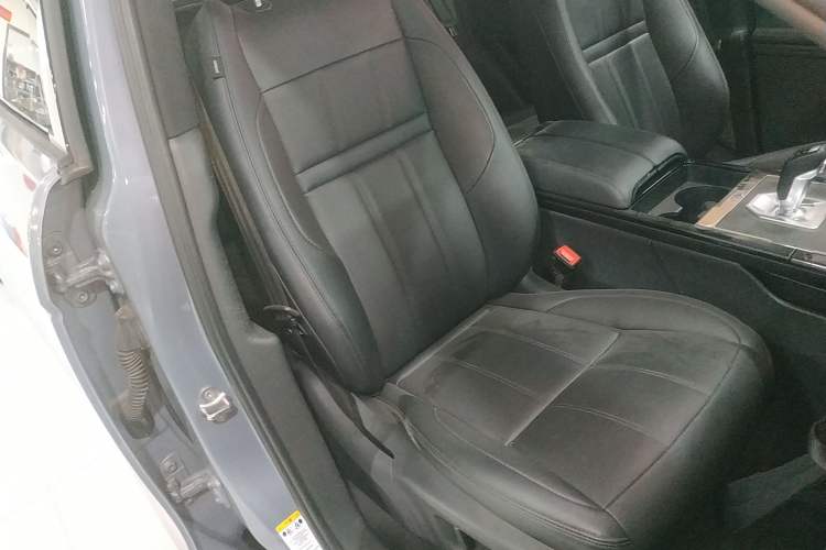 Used Land Rover Range Rover Evoque 2020 249 PS R-DYNAMIC S Sport Edition