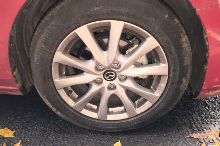 Used Mazda Atenza 2017 2.0L Blue Sky Luxury Edition