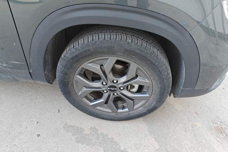 Used Kia Seltos 2023 1.5L CVT Luxury Edition
