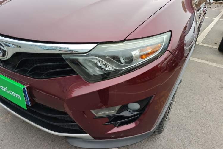 Used Soueast DX7 2016 1.5T Manual Triumph Edition
