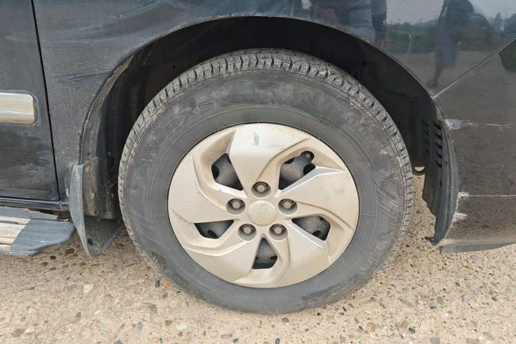 Used JAC Refine M4 2017 1.9T Diesel Manual Comfort Model