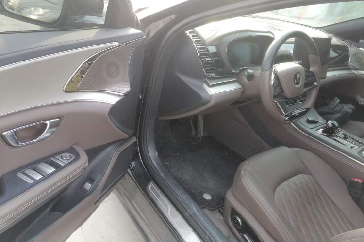 Used BYD Han 2024 DM-i Glory Edition 121KM Prestige Model