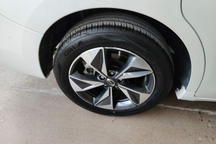 Used GAC Trumpchi M6 2023 PRO 270T DCT Luxury Edition
