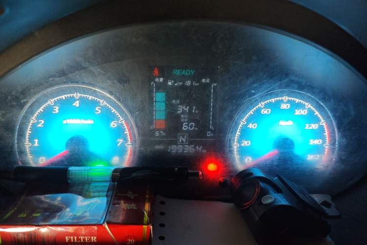 Used Wuling EV50 2021 Van Logistics Vehicle Lishen 41.6kWh Tongyu Electric Control System
