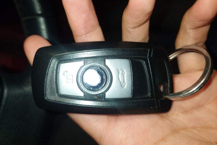 Used BMW 3 Series 2014 320Li Fashion Model
