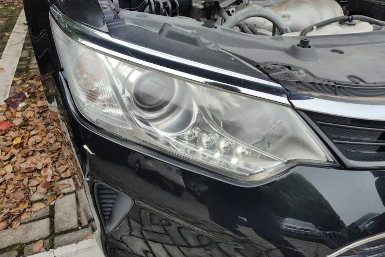 Used Toyota Camry 2016 2.0E 10th Anniversary Elite Edition
