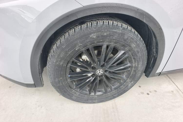 Used Venucia V 2021 260T Idol Edition