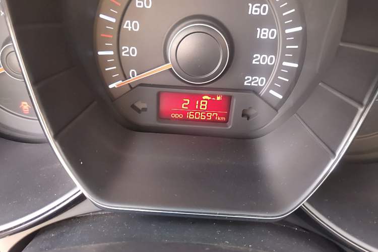 Used Kia K2 2011 Sedan 1.4L Manual Transmission GLS
