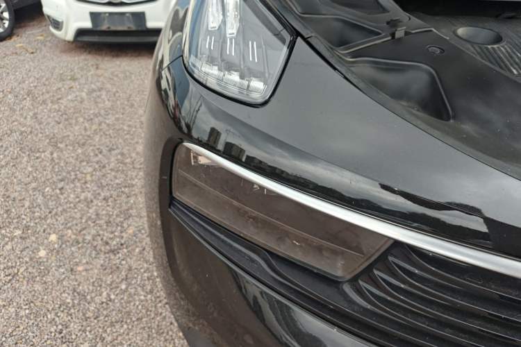 Used Lynk & Co 01 2019 2.0T Two-Wheel-Drive Pro Version China VI Standard Right Front Headlight