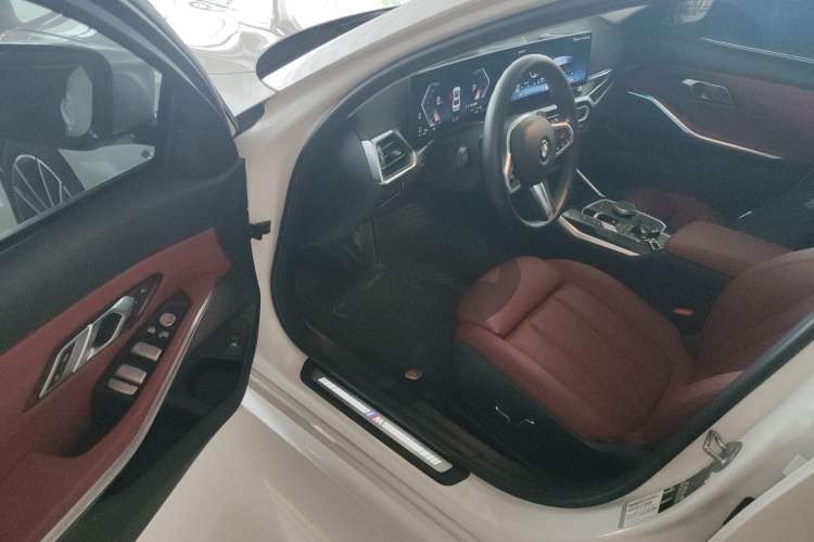 Used BMW 3 Series 2024 325Li M Sport Package Driver Seat
