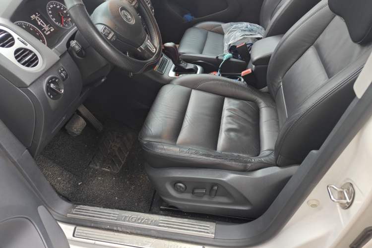 Used Volkswagen Tiguan 2015 1.8TSI Automatic Two-Wheel Drive Comfort Edition Left Front Seat