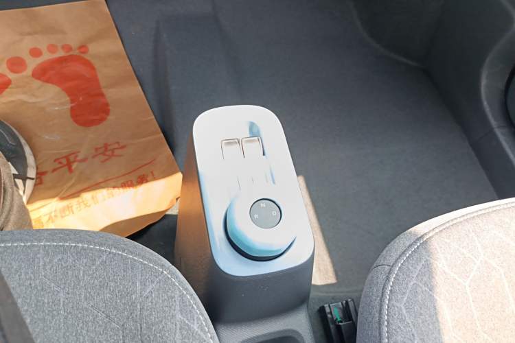 Used Geely Galaxy Panda 2023 Panda Mini 200km Endurance Bear