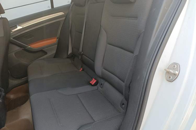 Used Volkswagen Golf 2015 1.4TSI Automatic Comfort Model
