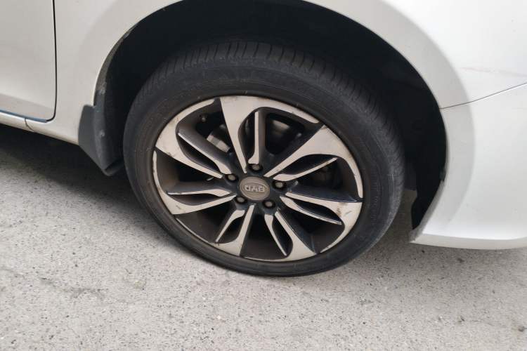 Used BYD Qin New Energy 2016 Qin EV300 Prestige Model
