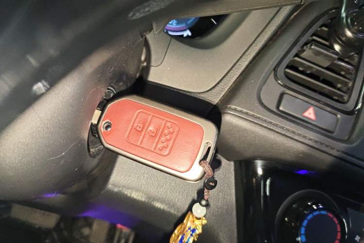 Used Honda Vezel 2020 1.5L CVT Pioneer Edition
