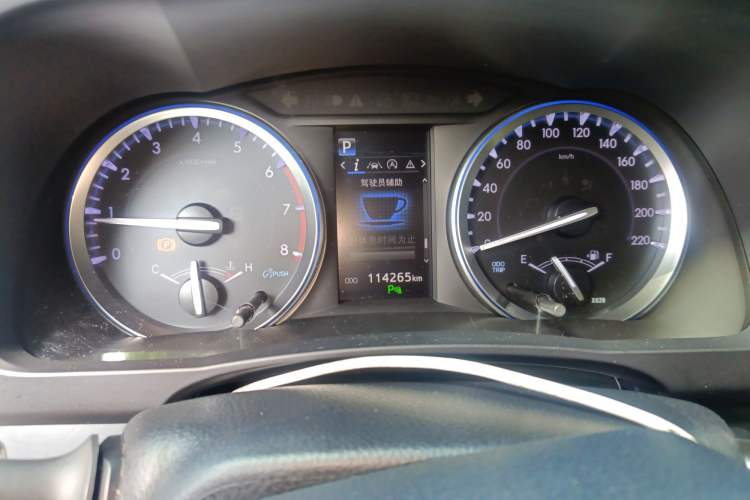 Used Toyota Highlander 2018 2.0T Four-Wheel Drive Prestige Version 7 Seats China VI Standard
