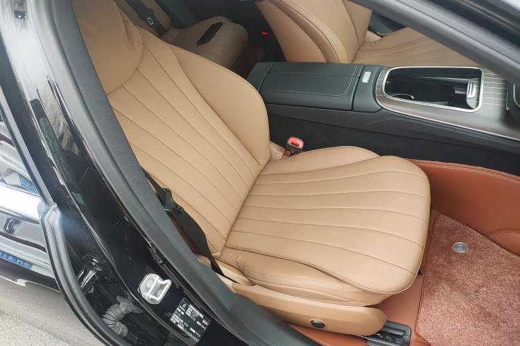 Used Mercedes-Benz E-Class 2024 E 300 L Luxury Model