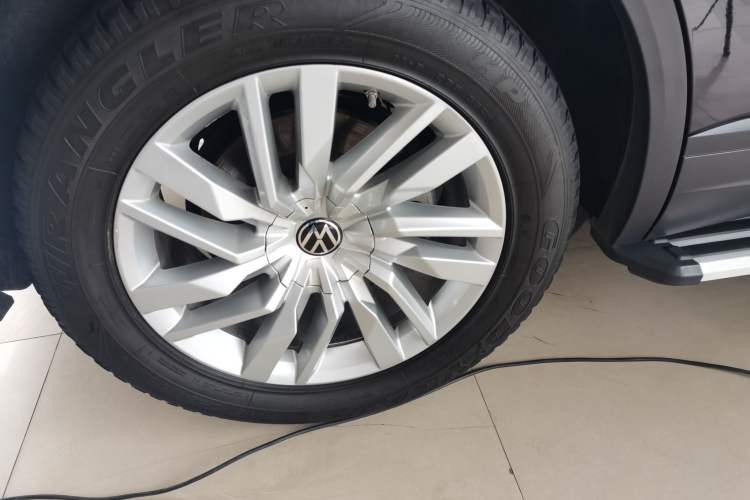 Used Volkswagen Touareg 2019 2.0 TSI Flagship Edition China VI