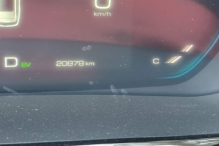 Used Wuling Xingyun 2023 2.0L DHT Standard Edition