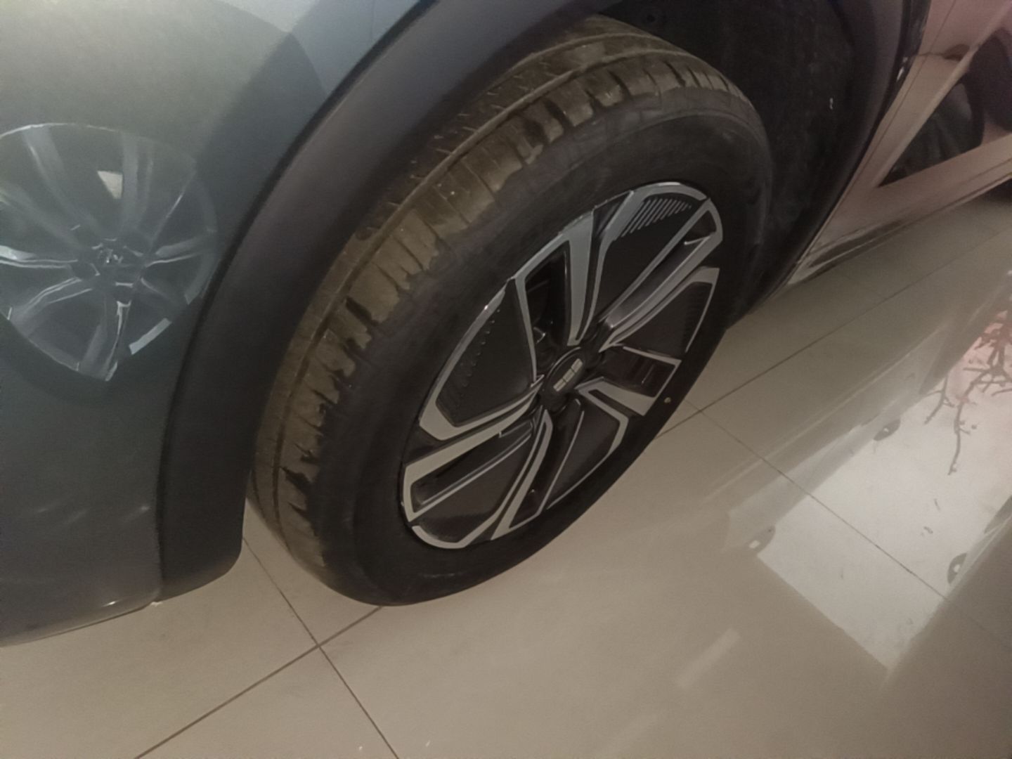 Geely Galaxy Xingjian 7 EM-i 2025 120km Exploration+ Version — снимка 10