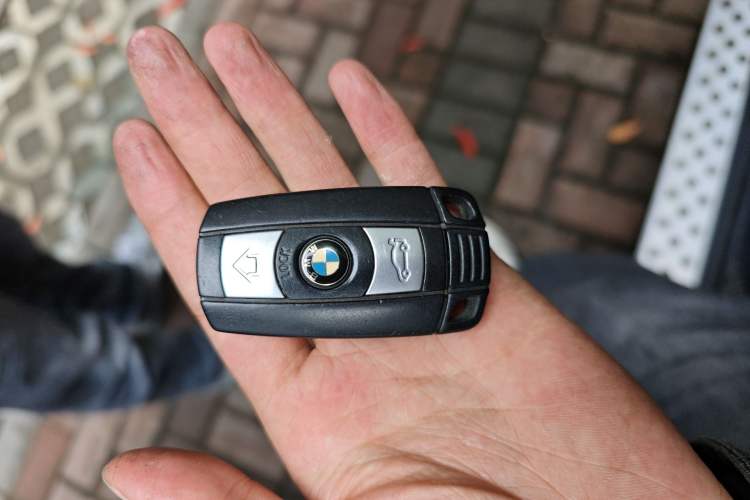 Used BMW X6 2011 xDrive35i Vehicle Key
