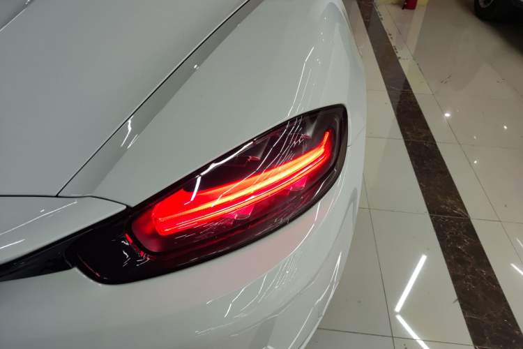 Used Porsche 718 2022 Boxster 2.0T
