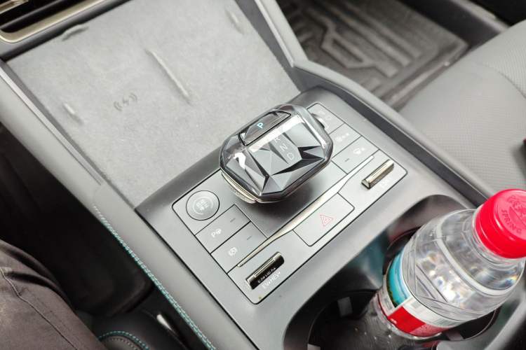 Used BYD Qin L 2025 DM-i Smart Drive 120KM Superior Model
