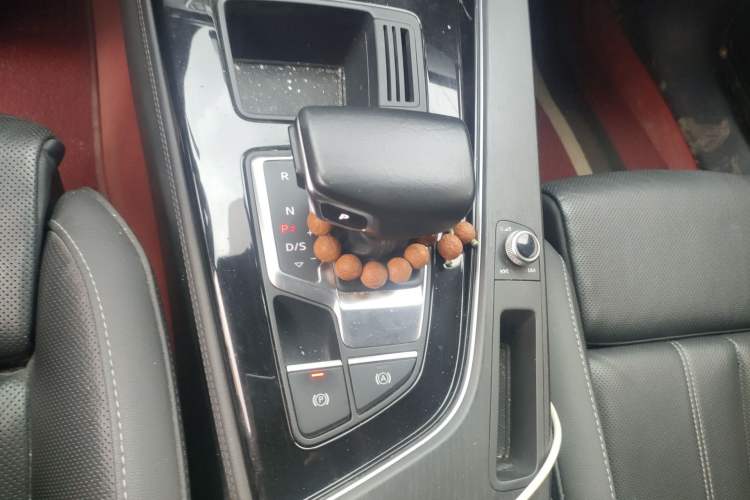 Used Audi A4L 2023 40 TFSI Luxury Dynamic Model
