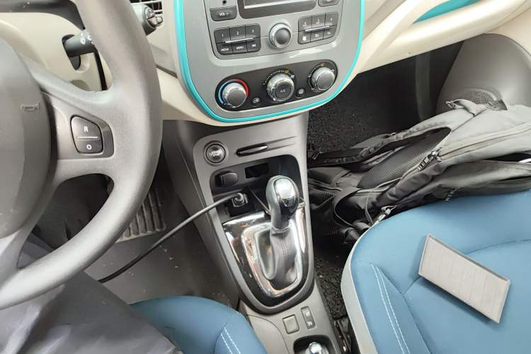 Used Renault Captur 2015 1.2T Automatic Standard Edition
