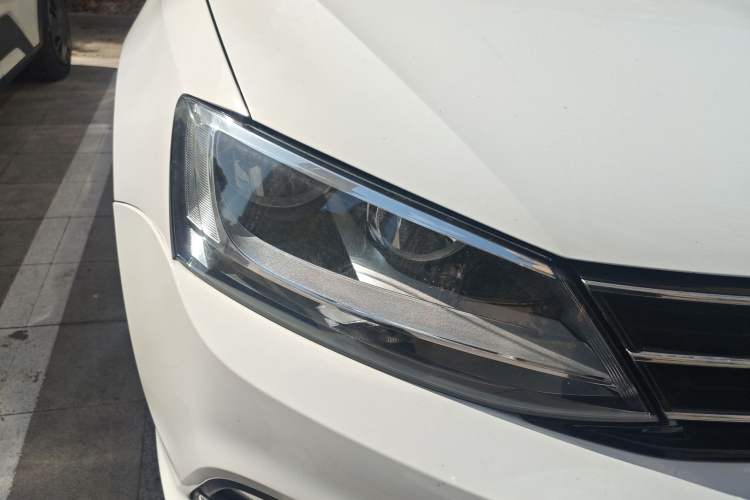 Used Volkswagen Sagitar 2018 1.6L Manual Comfort Model
