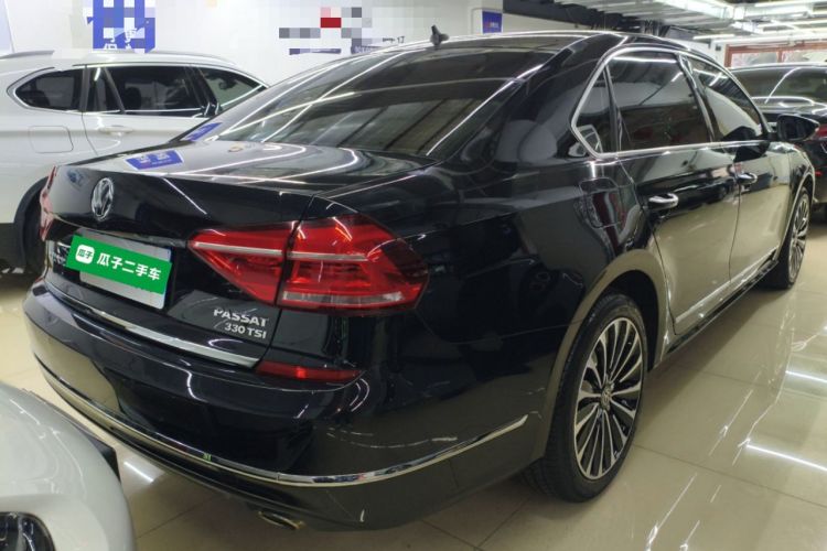 Used Volkswagen Passat 2017 330TSI DSG Prestige Edition Rear Right 45 Deg