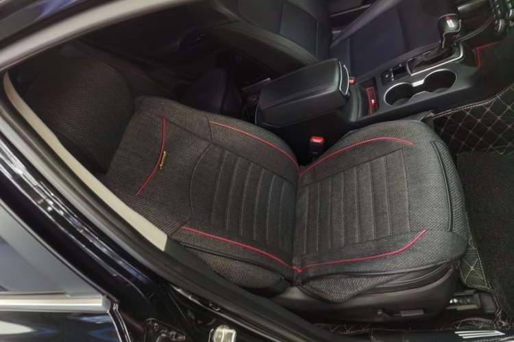 Used Kia KX5 2017 1.6T Automatic Two-Wheel Drive 15th Anniversary Special Edition DLX