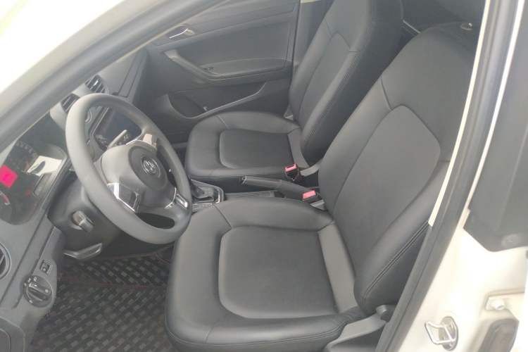 Used Volkswagen Jetta 2015 Value Edition 1.6L Automatic Fashion Version
