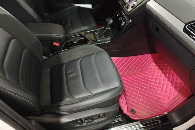 Used Volkswagen Tiguan L 2018 330TSI Automatic Two-Wheel Drive Luxury Edition