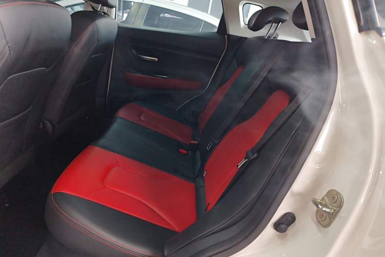 Used Haval H2s 2017 Red-Label 1.5T Dual-Clutch Luxury Model