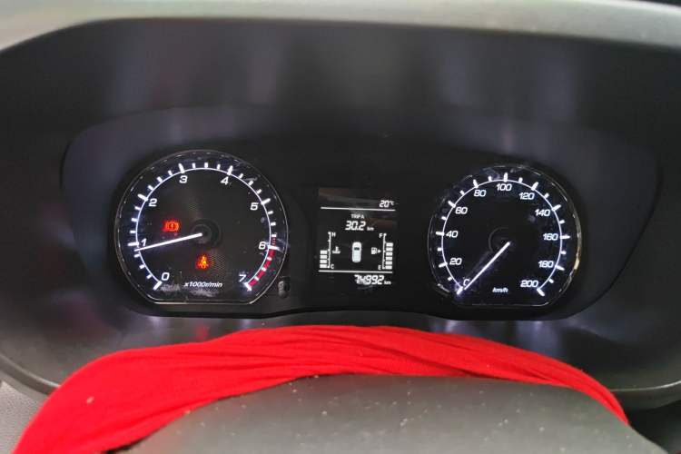 Used CHANGAN OSHAN X70A 2019 1.5L Manual Luxury Model China VI Standard