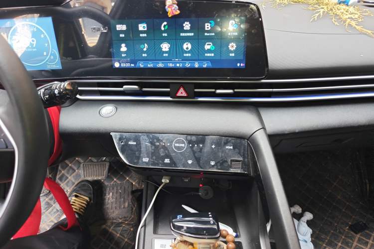 Used Hyundai Elantra 2022 1.5L CVT 20th Anniversary Edition Audio And AC Panel