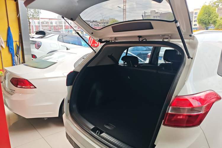 Used Hyundai ix25 2015 1.6L Automatic Two-Wheel Drive Smart GLS Trim
