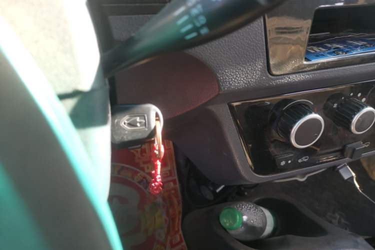 Used Jinbei Hiace X30 2013 1.3L Standard Version Vehicle Key