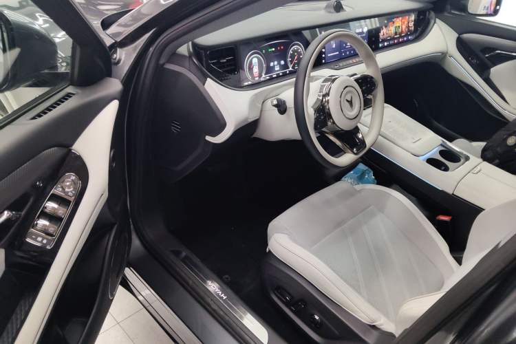 Used VOYAH FREE 2025 318 318 km Rear-Drive Touring Edition Driver Seat