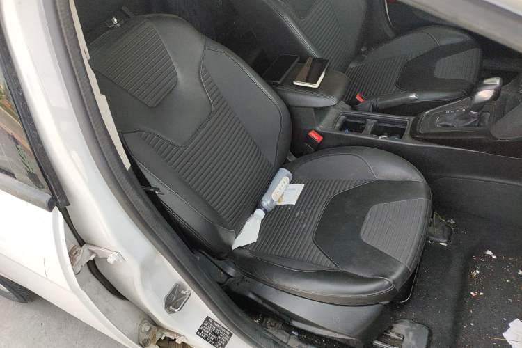 Used Ford Focus 2015 Hatchback EcoBoost 125 Automatic Supreme Style Edition
