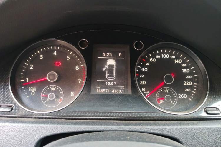 Used Volkswagen Magotan 2013 1.8TSI Premier Model Instrument Cluster