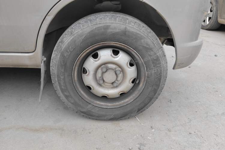 Used CHANGAN KUAYUE V3 2016 1.2L Box-Type Truck DK12-10
