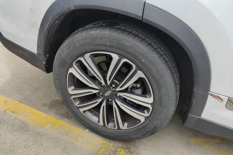 Used Chery Tiggo 8 2020 Revised Version 290TGDI Automatic Luxury Edition Right Rear Wheel Hub