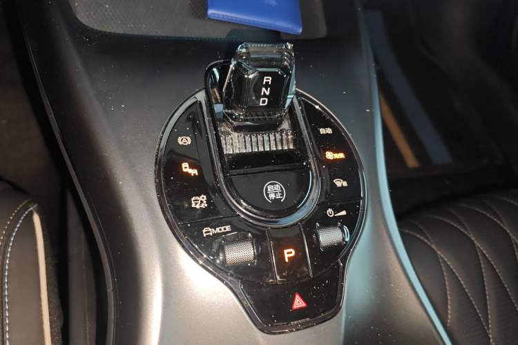 Used BYD Seal 2022 550 km Standard Range Rear-Wheel Drive Elite Version