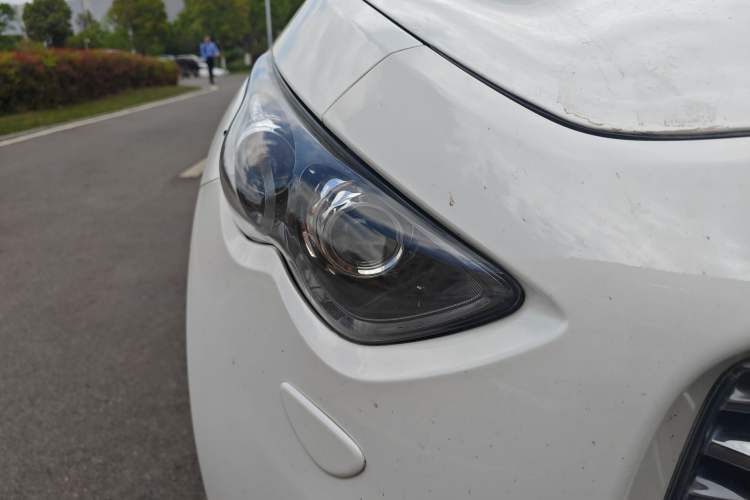 Used Infiniti FX 2011 FX35 Jinshang Overdrive Edition Right Front Headlight